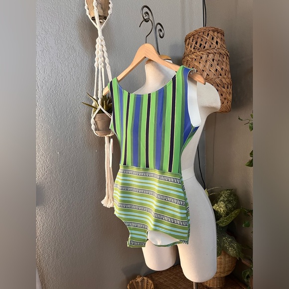 ▪️NEW! Seea x Free People Lido One Piece in Green Stripe - Picture 6 of 9